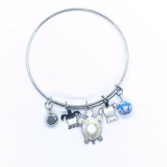Beaded Sea Turtle Charm Colorful Bangle Bracelet - Picture 5 of 5